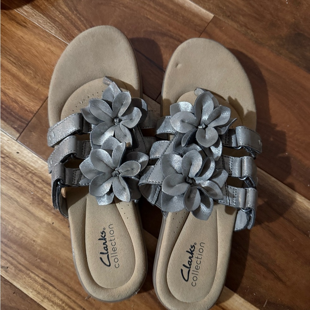 Clarks Gray Floral Slide Sandals
